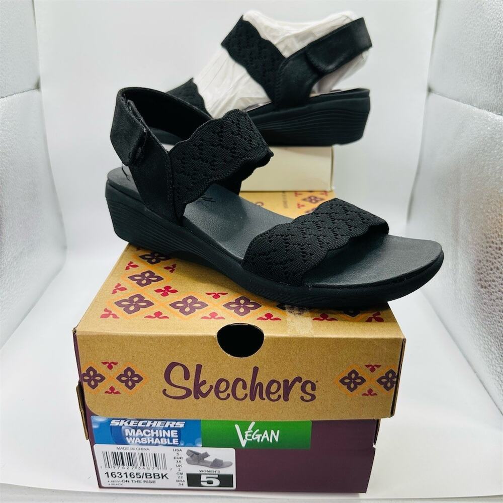 Skechers Arya On The Rise Womens Sandals Black Wedge Strappy Size 5